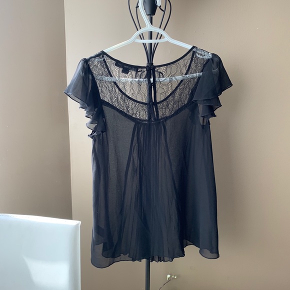 🌷Forever 21 Sheer & Lace Black Blouse - Picture 2 of 4